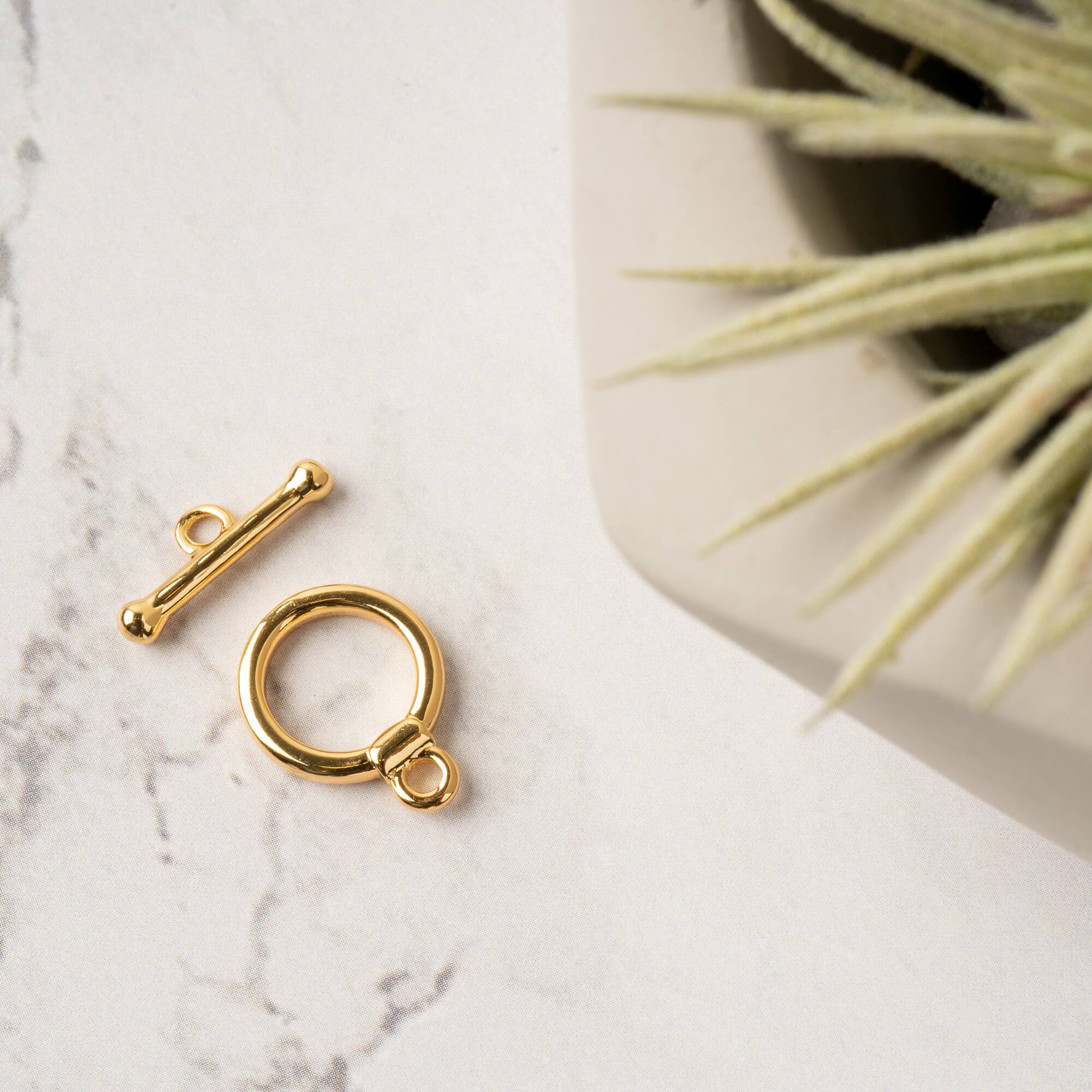 12 Pack: 13mm 18K Gold-Plated Toggle Clasp by Bead Landing™
